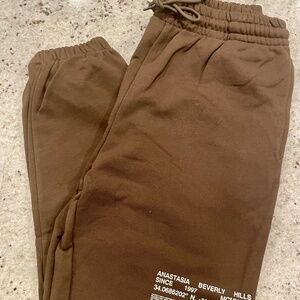 Anastasia Beverly Hills Sweatpants